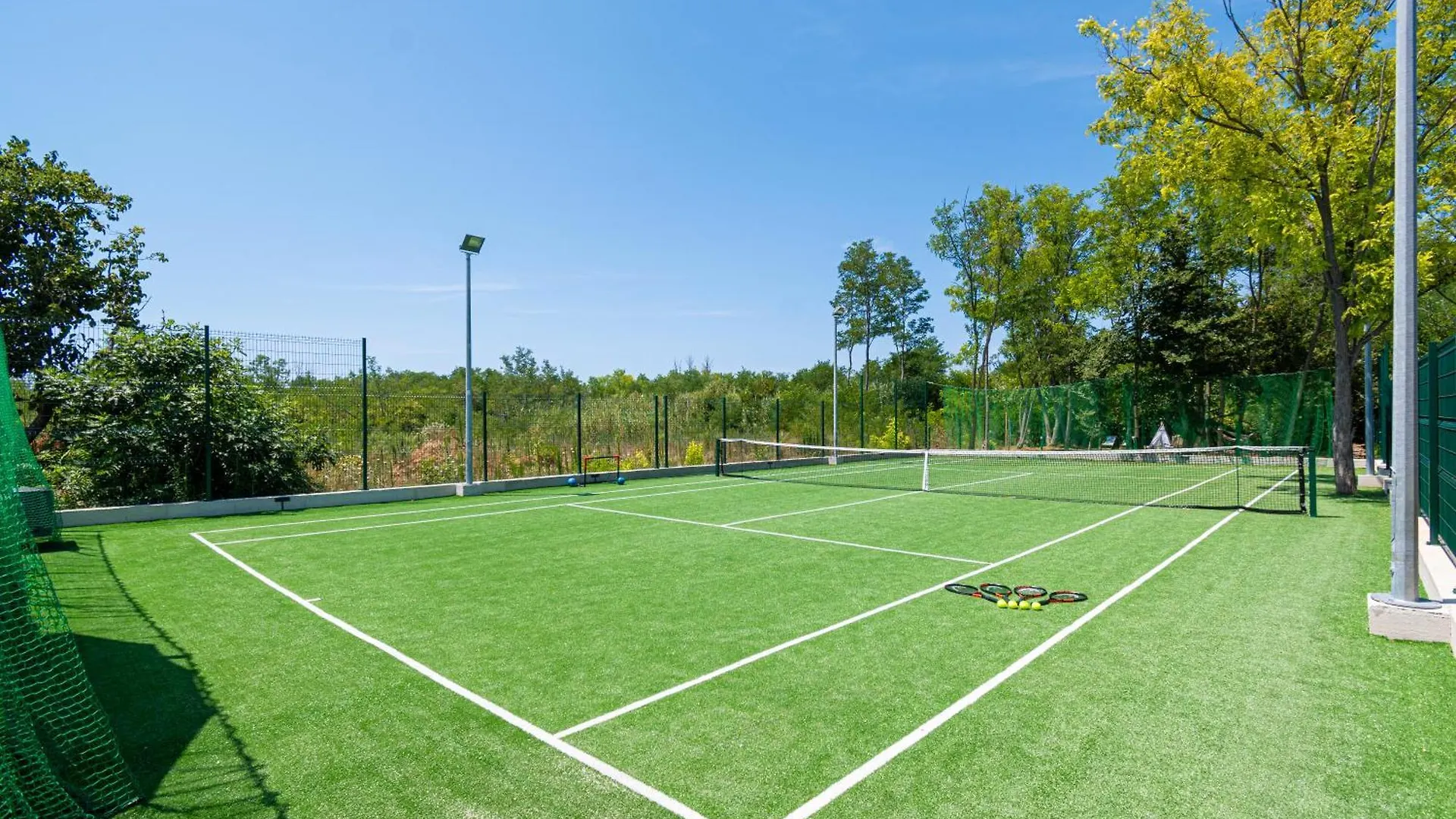 New Luxury Villa Noel With Tennis Court Privlaka  Croatia