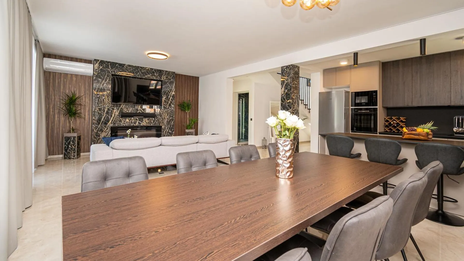 New Luxury Villa Noel With Tennis Court Privlaka  Croatie